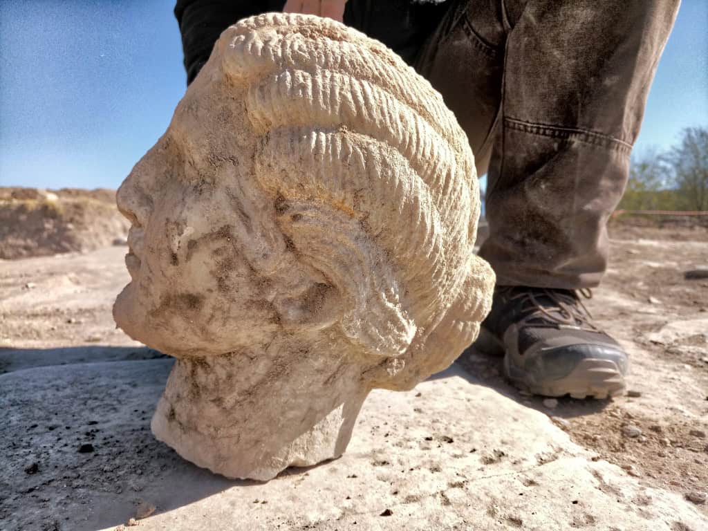 Коя ли е мраморната красавица от Хераклея Синтика?